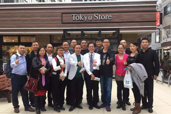 超市的人事部主要做些什么,特别是主管有什么